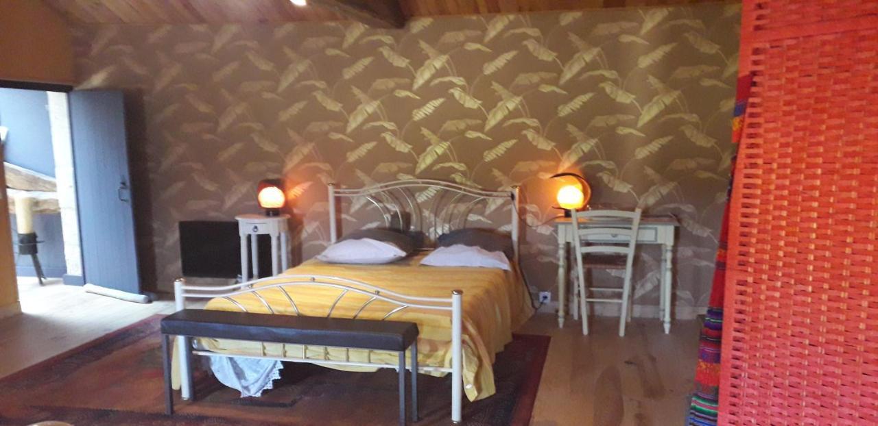 Vignesarichard Bed & Breakfast Chevanceaux Exterior photo